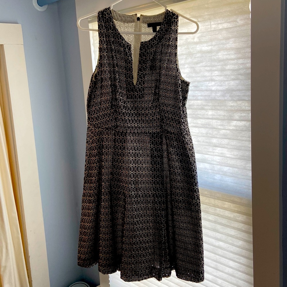 J.Crew NWT dress fit and flare with pockets. Good for work.